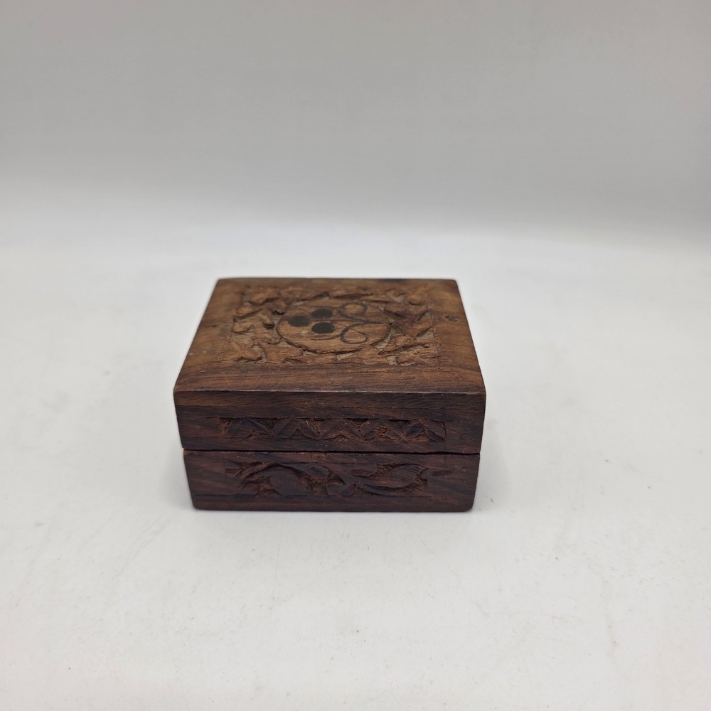 Mini TrinketRing Box Brown‎ Hand Carved Floral Wood Rustic Keepsake Boho